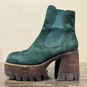 Free People Jeffrey Campbell Preston Platform Suede Chelsea Boots